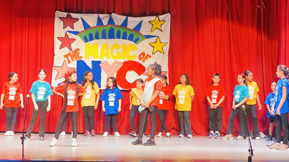 MsLiamzon's tweet photo. So grateful for @NYCCouncil @KristyforNY for supporting @insidebroadway and giving our students @ps_ms71 a chance to learn and perform! What an amazing experience for all of our students! @NYCSchools @D8Connect @MargaretMirando https://t.co/tEB2EksV0o