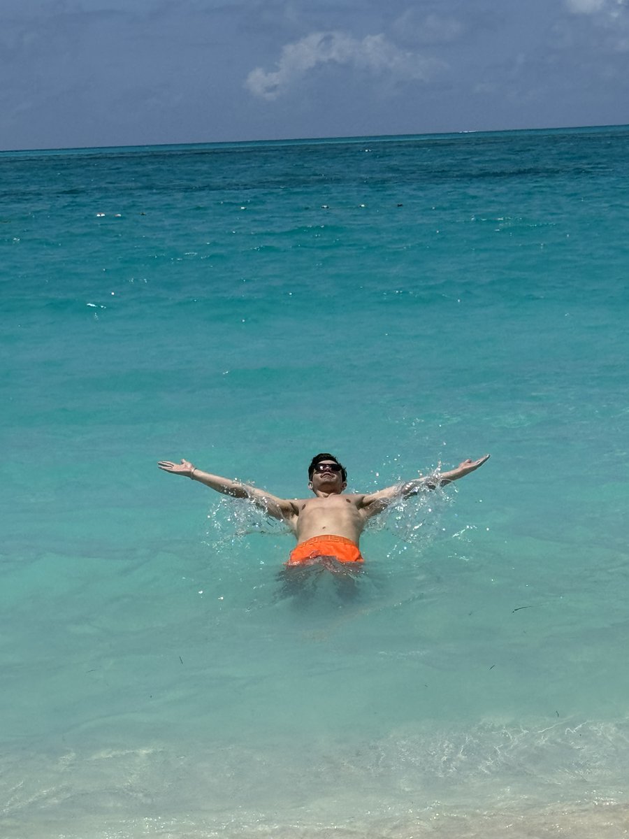 turks &amp; caicos 🫧🏝️🛩️ comment where we should travel next! 🗺️