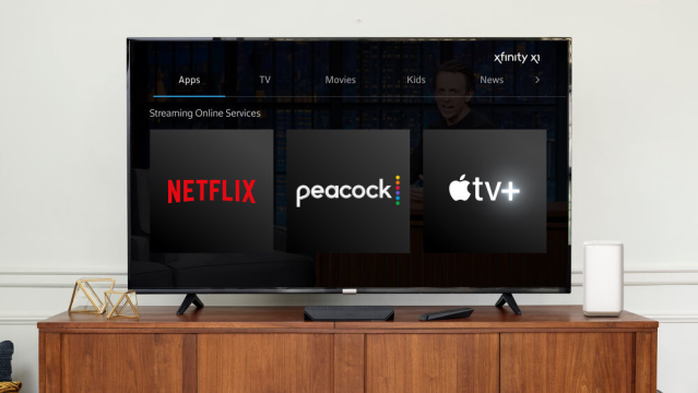 FredDeAndrea's tweet photo. Today @Comcast announced Xfinity StreamSaver™, a streaming bundle of Peacock, Netflix and Apple TV+ for new and existing @Xfinity Internet and TV customers. #IWorkForComcast https://t.co/bYj21M7AOT https://t.co/gMusbpvRTa