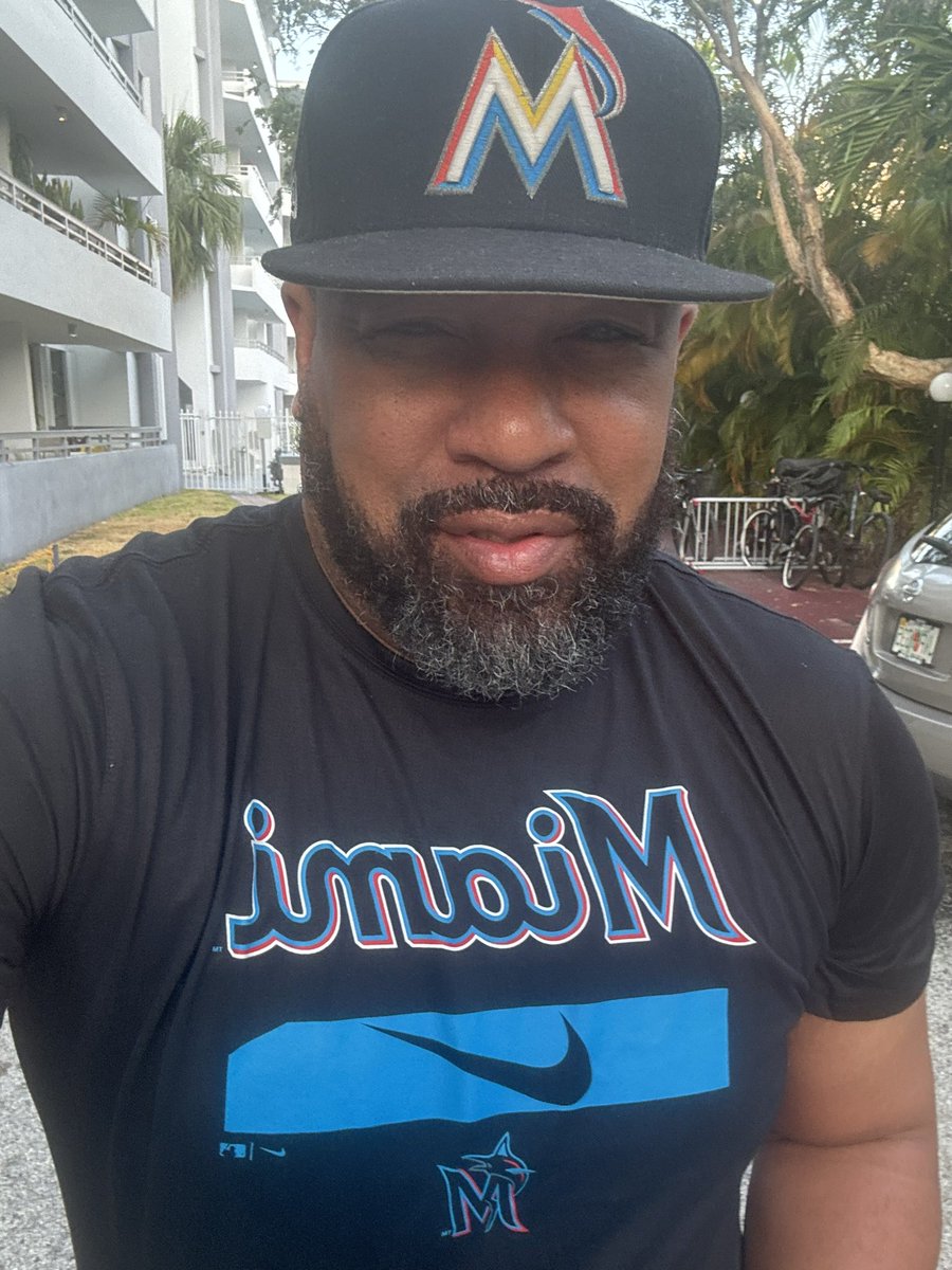 BluBoi31's tweet photo. #miamiandthisdamnheat https://t.co/meNq8A2C2u