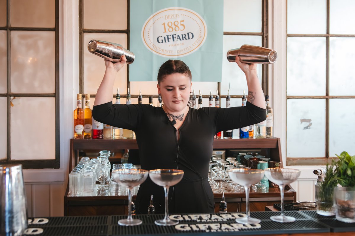 Back Bar Project tweet media