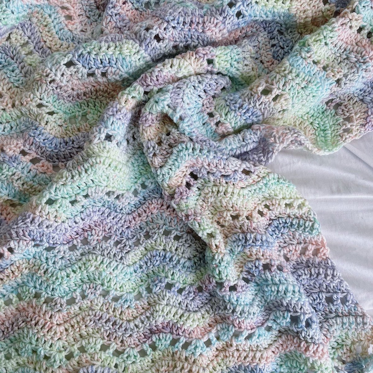 #nurserydetails #nurseryreveal #restorationhardware #babydue #projectnursery #kidsbedrooms #crochet #crochetgift #crochetblanket #babygift #vintagenursery #babygirlnursery #nurserydesign #nursery @etsy