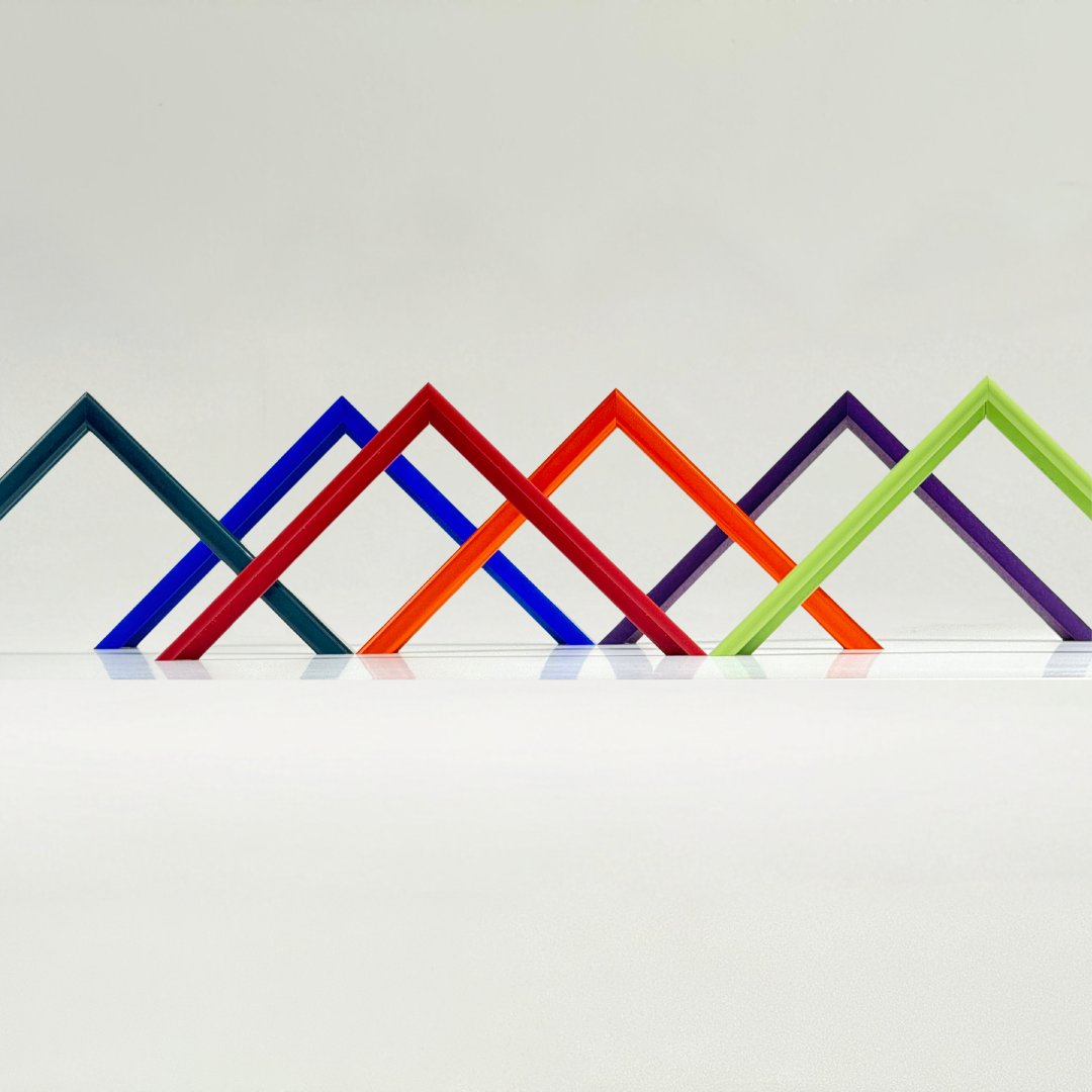 AmericanFrame's tweet photo. Elevate your art with vibrant metal frames. Our colored #metalframes can give your #artwork a fresh look with a wide range of #colors and finishes to choose from. 

Make your #artwork stand out now: https://t.co/2TMt9Zf5MU https://t.co/DiqV6jH5Nz