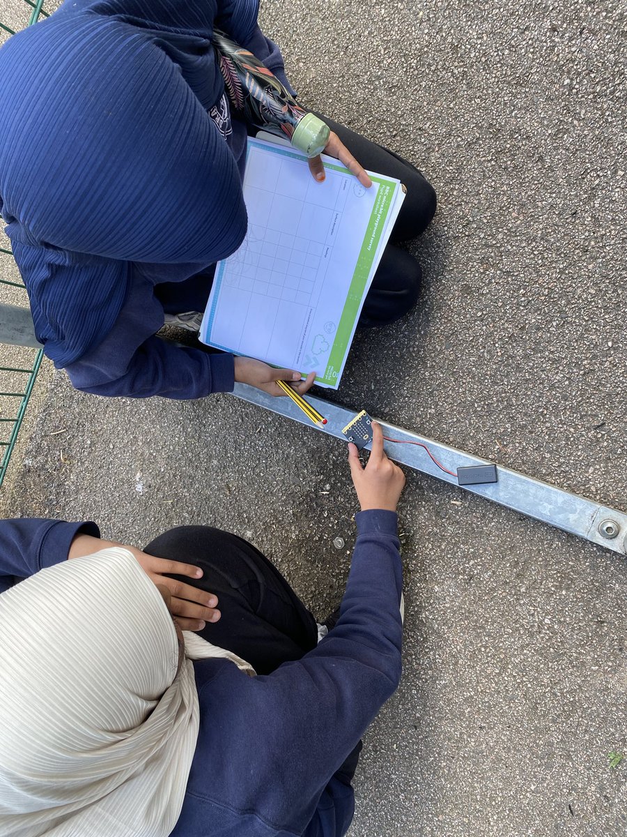 More 🙏 #IslingtonSchools Partners this Week’s #Computing 
🌞 <a href="/CommonSenseEd/">Common Sense Education</a> NEW AI #Onlinesafety SoW 
🌞LGfL <a href="/ShapeRobotics/">Shape Robotics</a> #EdTechHubs <a href="/stjhighgate/">St. Joseph's</a> 
🌞<a href="/_LightRoomLDN/">Lightroom</a> #Moonwalkers Teacher 🎫 
🌞 <a href="/microbit_edu/">Micro:bit Educational Foundation</a> BBCPlaygroundsurvey  
Training back school already <a href="/DraytonParkSch/">Drayton Park Primary School</a> 🙌