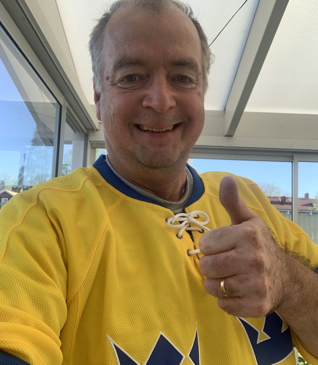 And now it begins… quartefinal against Finland, go Sweden 💙💛💪💪