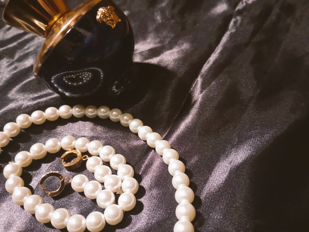 PanzimW's tweet photo. Cos I love beading.
#Spicee Zee's Empire
#Beads plug 🤗
@EeevaJames
@JdDaspan https://t.co/U05dWK4VBX