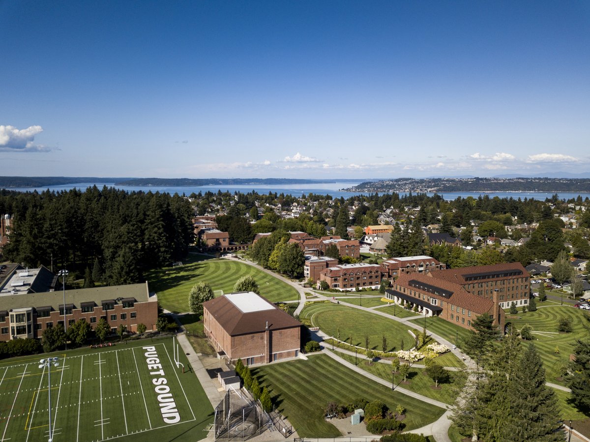 '25 &amp; '26 here is an easy list of things to do to be recruited.

1) AveryStrong June 2: averystrongshowcases.com
2) Questionnaire: bit.ly/LoggersWIN
3) Net Price Calculator: collegepricecalculator.com/UniversityofPu…
4) Transcript Request: admission.pugetsound.edu/register/footb…