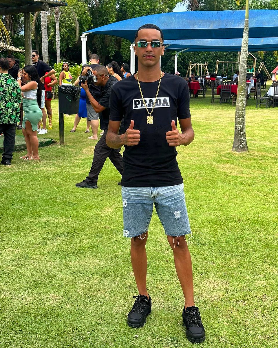 Mattheuss_98's tweet photo. OBRIGADO SENHOR POR ME CONCEDER MAIS UM ANO DE VIDA 🎂🎉🥳❤️ https://t.co/SzkeEWtBJH