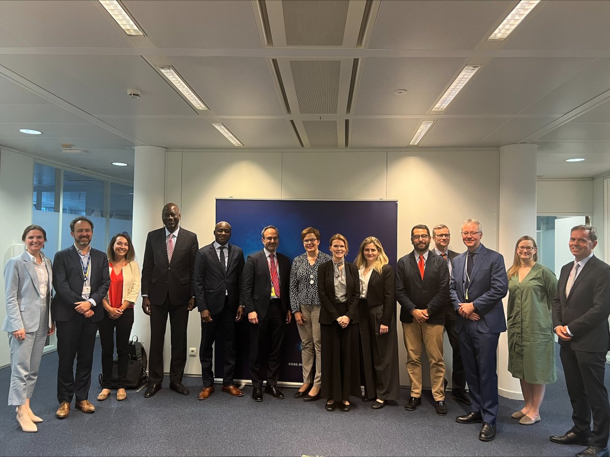 Today @eu_eeas hosted a joint EU-UN workshop on Lessons identified throughout the delivery of #SecuritySectorReform&Governance support to strengthen the strategic partnership between🇺🇳&🇪🇺in crisis management&peace operations via sharing best practices&identifying common lessons