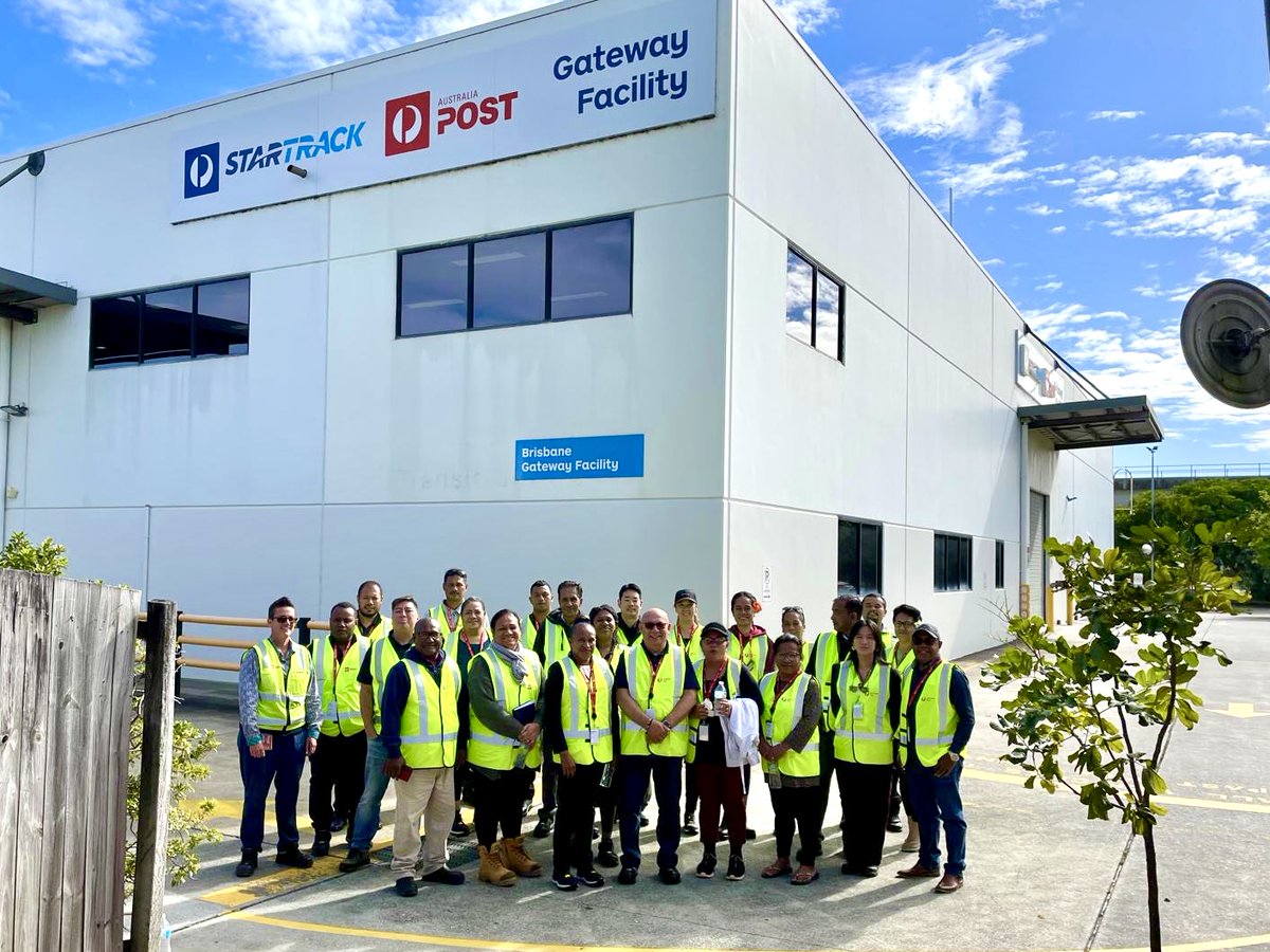 UPU_UN's tweet photo. 📍Brisbane, #Australia🇦🇺: Over 20 participants from 11 #Pacific posts are attending a UPU workshop on Operational Efficiency & #eCommerce Development #ORE3, supported by @auspost.
The ORE3 project aims to help posts diversify & improve their operations🔝
https://t.co/wrQVQqmyFB https://t.co/rAhDTA0KPG
