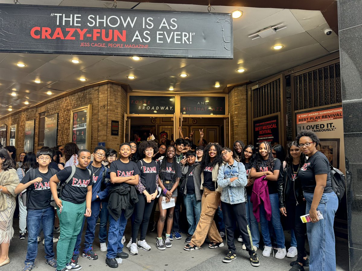 QueensGateway's tweet photo. Gateway on the GO!!!

Our amazing Gateway students made it to the Broadway Junior Finale at the Ambassador Theatre. 

@QSHSDISTRICT 
@Dr_JVanEss 
@NDwarka1 https://t.co/FouO1bUAXt