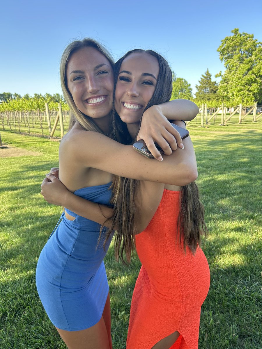 Amy Benne tweet media