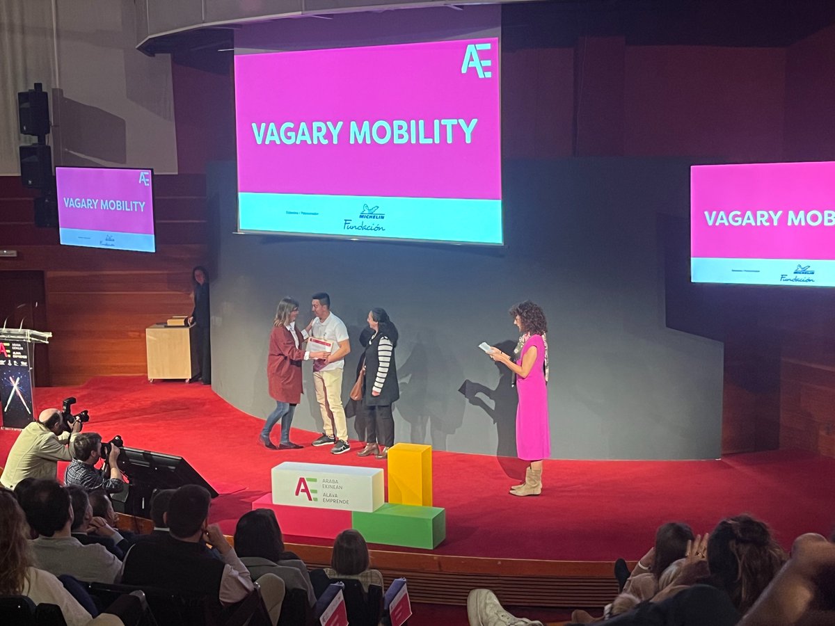 alavaemprende's tweet photo. 🏆 #EkinDay | El premio @Michelin a la mejor iniciativa industrial es para… Vagary Mobility.
Zorionak!🎉 https://t.co/q8YAfXDtkr