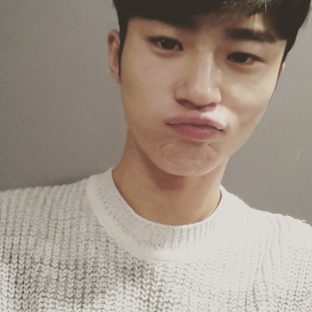 qusntjrl's tweet image. 변우석이 삭제한 인스타 앤나 태그된 사진 모음,,, 

-피드에있을수도잇음,잘못봣을수잇음,나만애초면일수도잇슴