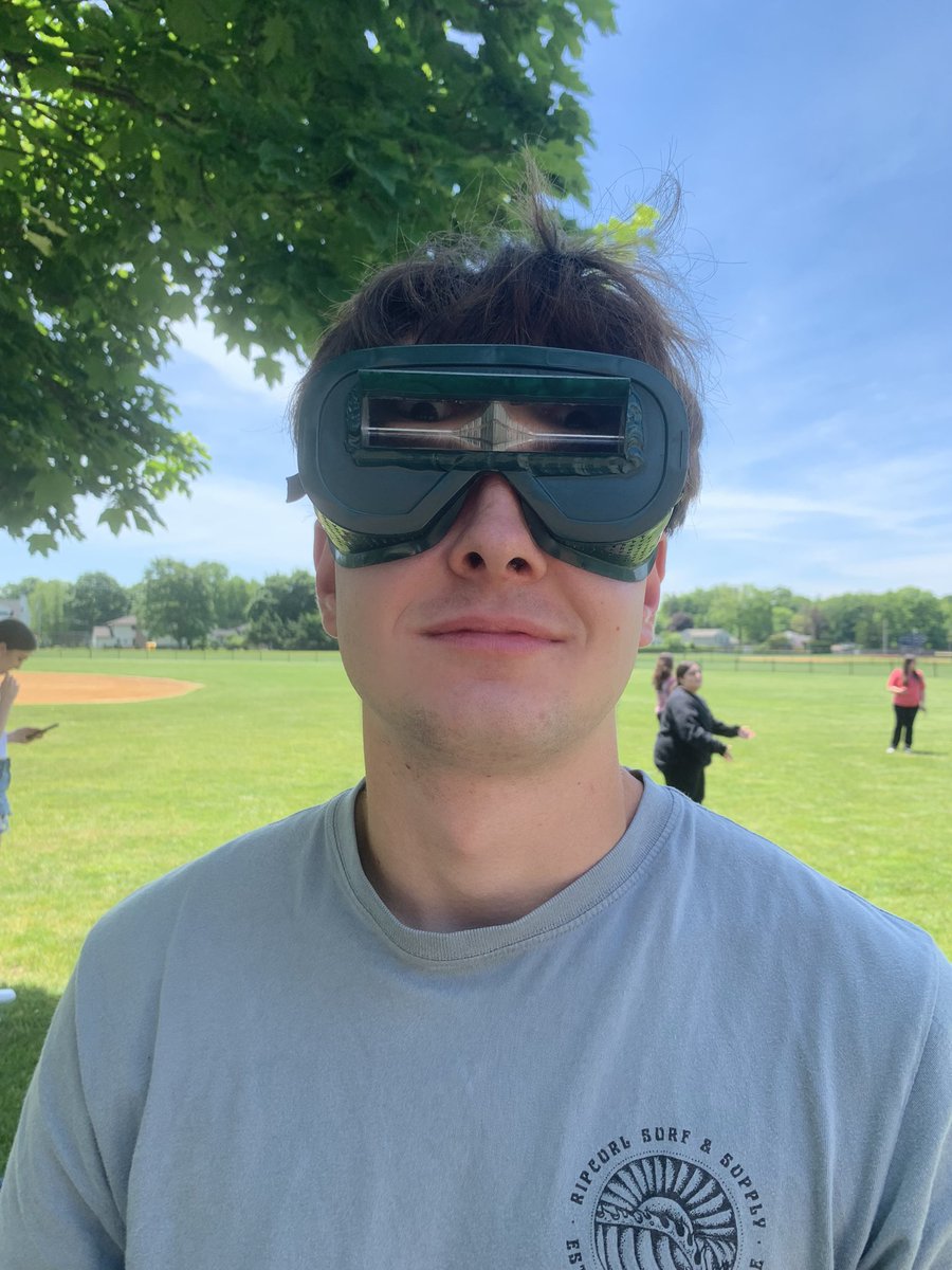 Watching students adapt to a new perspective—literally! Our Perceptual Adaptation Lab with distortion goggles demonstrates the brain's incredible ability to respond and adapt to your experiences! <a href="/pthsnation/">Pequannock Township High School</a> @RichHayzler