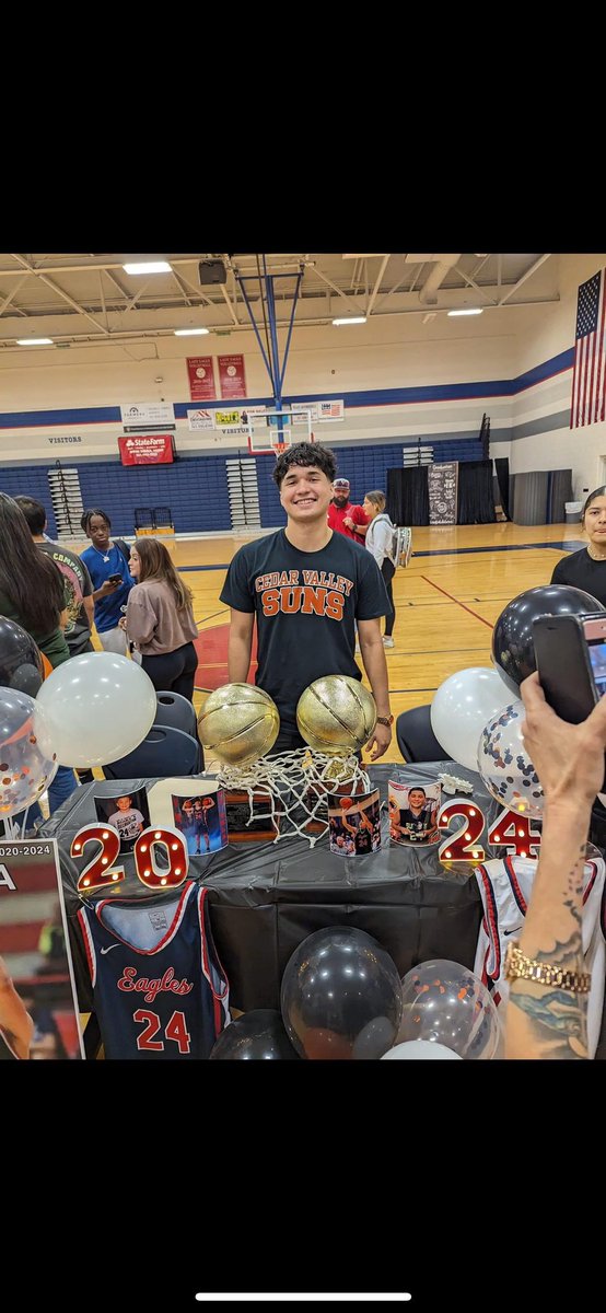 Congratulations <a href="/cjvela1/">Christopher "CJ" Vela</a> 🏀