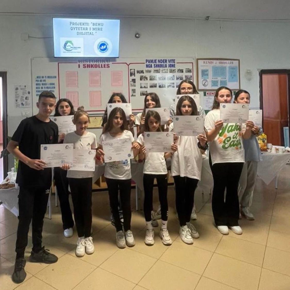 marywardloreto's tweet photo. About 120 children of the Marash Gjoni Rrilë school have been engaged in the project “Be a good digital citizen”. This project has been implemented within the Service Learning Methodology, where the project has been identified as a need by the students themselves. https://t.co/8erTegWaco