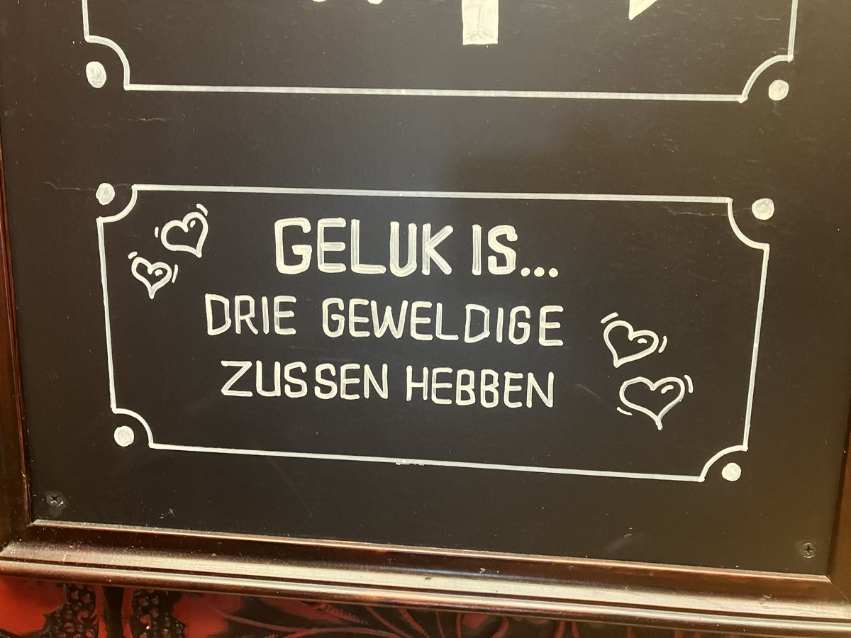Afsluitend gesprek met kindercomfort team gehad.
Onze gestructureerde puzzel ligt volledig overhoop.
Nu weer kijken of we die weer wat op orde krijgen.
Willem* we missen je.❤️