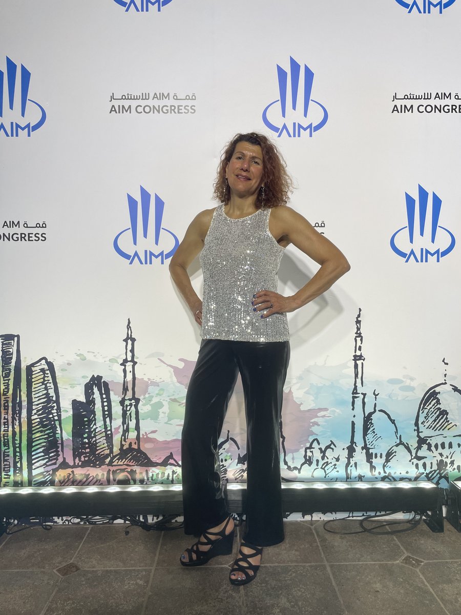 nshalaby's tweet image. Abu Dhabi (UAE) @AIM_Congress  was a Blast! 
PART 4 — The #GALA Dinner
@EmiratesPalace  Mandarin Oriental - majestically dripping with #gold! 
- @garyswart &apos;s text to me read &quot;on the right by the 3rd palm tree&quot; so for once we got to be outside! 
- Awesome hanging out with…