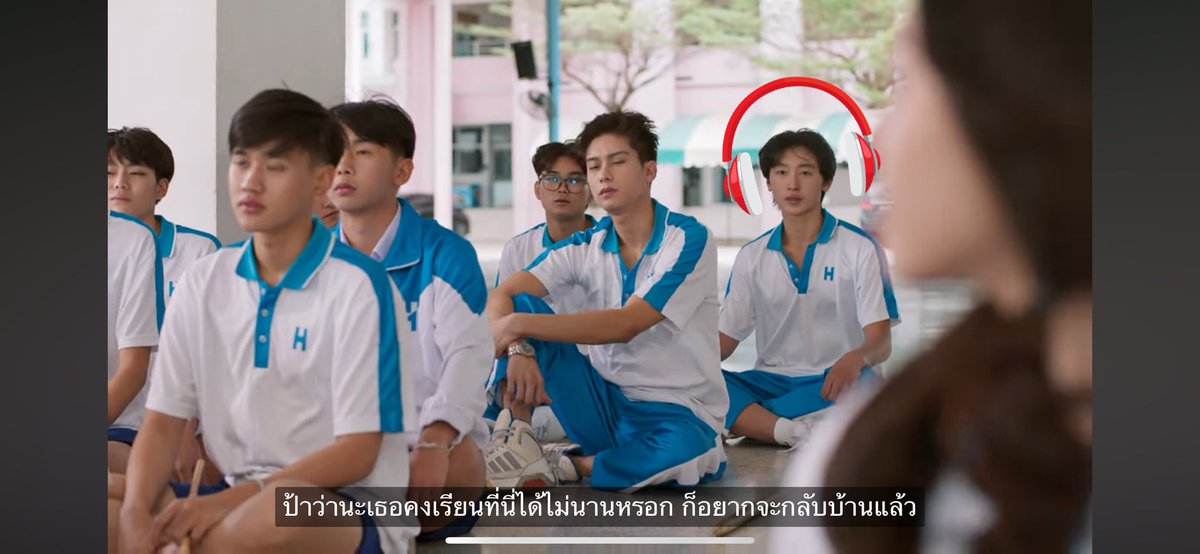 Ying_pang_giii's tweet photo. แสบน้อยเจ้าตูน ฝึกถ่ายซีรี่ส์ครั้งแ��กรับบทเป็นตัวบรรยากาศของห้อง 5555 #addictedheroinTeaser https://t.co/94JRuE3nwW