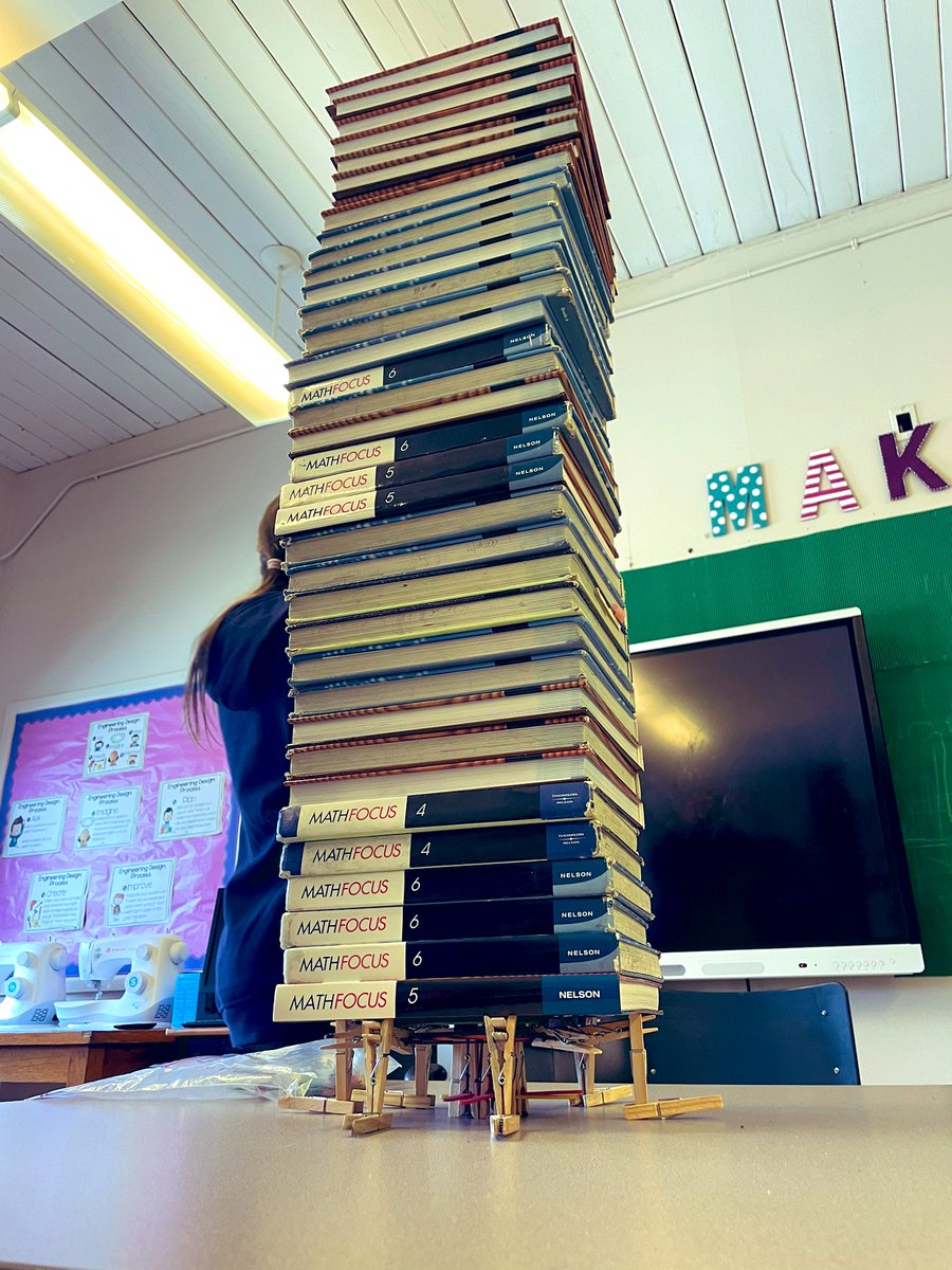 The latest #STEMeducation challenge with <a href="/Venessa123/">Venessa Goodyear</a> led to a structure so solid it held 37 textbooks, smashing the previous record of 13!! Side note: we could have kept stacking but we ran out of books! Well done friends! 👏🏻💪🏻<a href="/SFOAschool/">St.Francis of Assisi School</a>