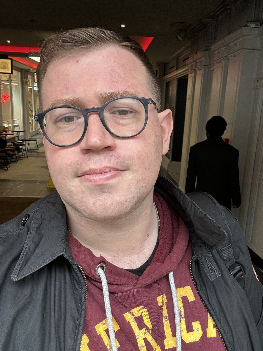 frenchtom34's tweet image. Powers restored or summat like that #haircut #tellmeimpretty