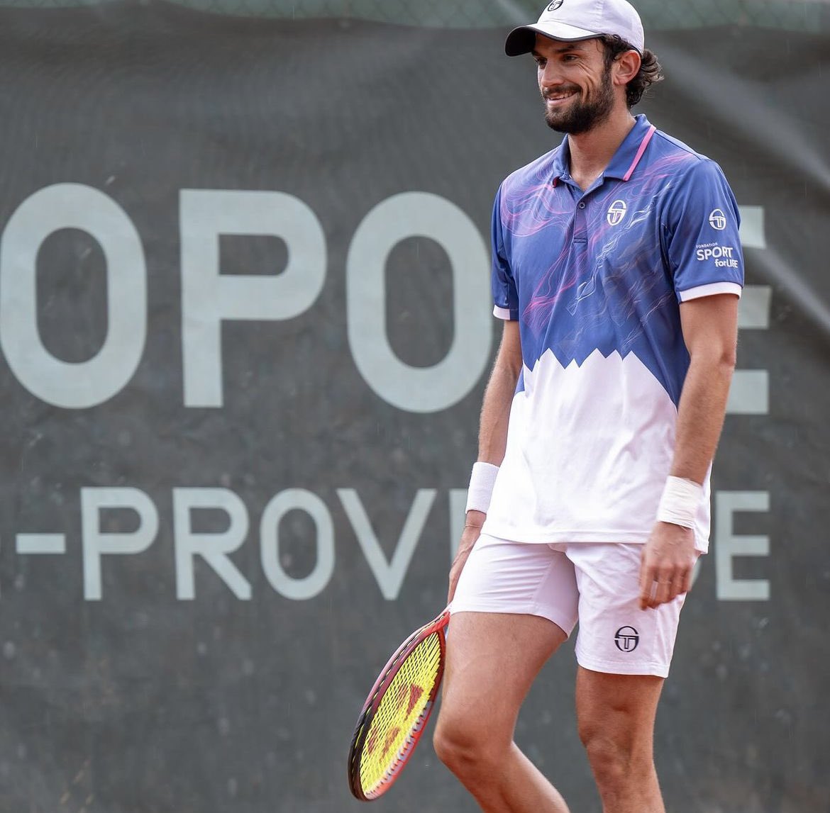 .@Val_vacherot advances to the main draw of the French Open ‼️ Val wins in straight sets over Billy Harris! Keep fighting out there 🫡 #GigEm