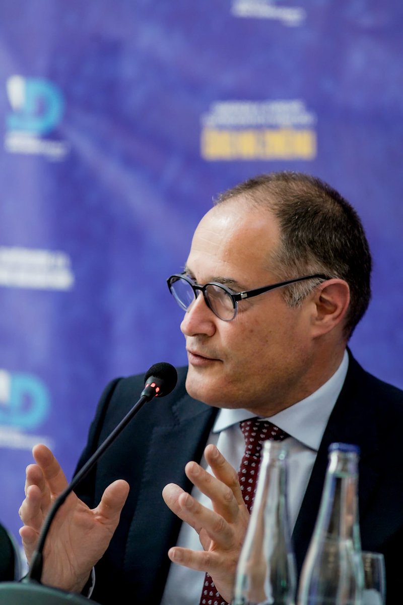 FabriceLeggeri's tweet image. Avant le meeting public à #Prague de @IDParty_  dont le @RNational_off est membre, ravi de contribuer à la conférence sur l’immigration. Before the public rally of @IDParty_ in #Prague I am delighted to contribute to our conference on migration #windsofchange #vivementle9juin