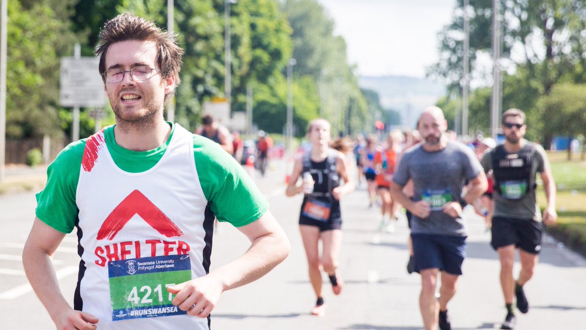 ShelterCymru's tweet photo. Pythefnos i fynd cyn Hanner Marathon Abertawe @Swansea_HM a Swansea City 5 Miler + gyda @FrontRunEvents #RhedwchAbertawe. Rydym yn chwilio am #wirfoddolwyr i helpu fel cynorthwywyr digwyddiadau ar y dydd. Ebostiwch: getinvolved@sheltercymru.org.uk https://t.co/prEcPYopKb