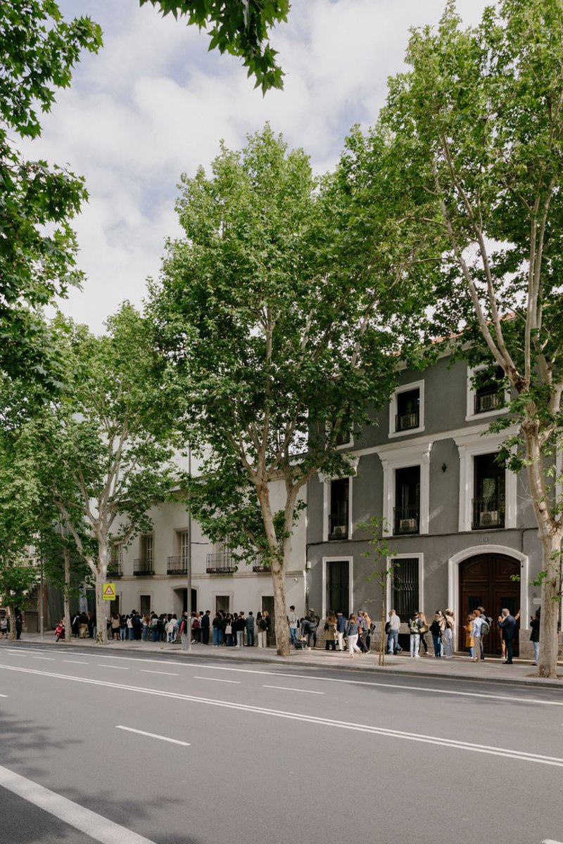 viviendagob's tweet photo. El secretario general @inaquicarnicero ha participado en el Healthy Cities Public Debates celebrado en la @NormanFosterFdn destacando en su intervención la relación tan estrecha que existe entre la calidad de nuestro entorno construido y la salud física y mental de las personas. https://t.co/V3HuFi25gU