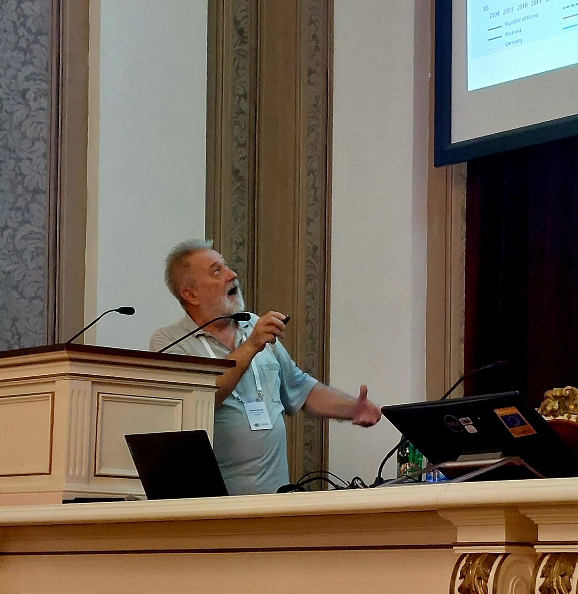 Kesi Mahendran, Prof• tweet media