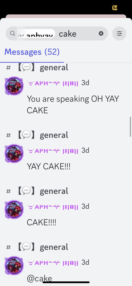 paprezi's tweet photo. she’s so fat all she does is eat cake #aphy #cake https://t.co/xaVSOfXhpl