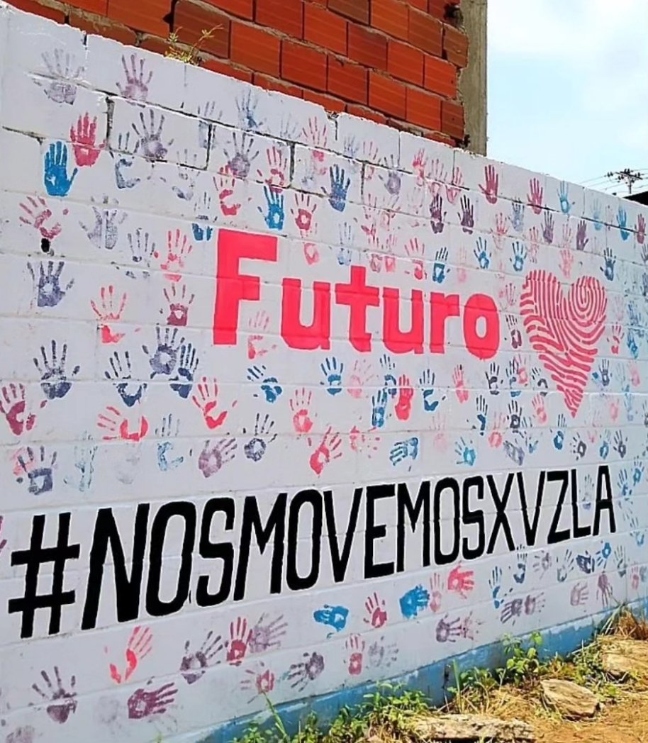 ¡Pintemos el futuro! 💛💙❤️

Los jóvenes de Carabobo, durante una jornada de amor y esperanza expresaron  sus sueños a través del arte dónde reflejaron el futuro próspero para nuestro país.

¡Nos movemos por Venezuela! 🇻🇪