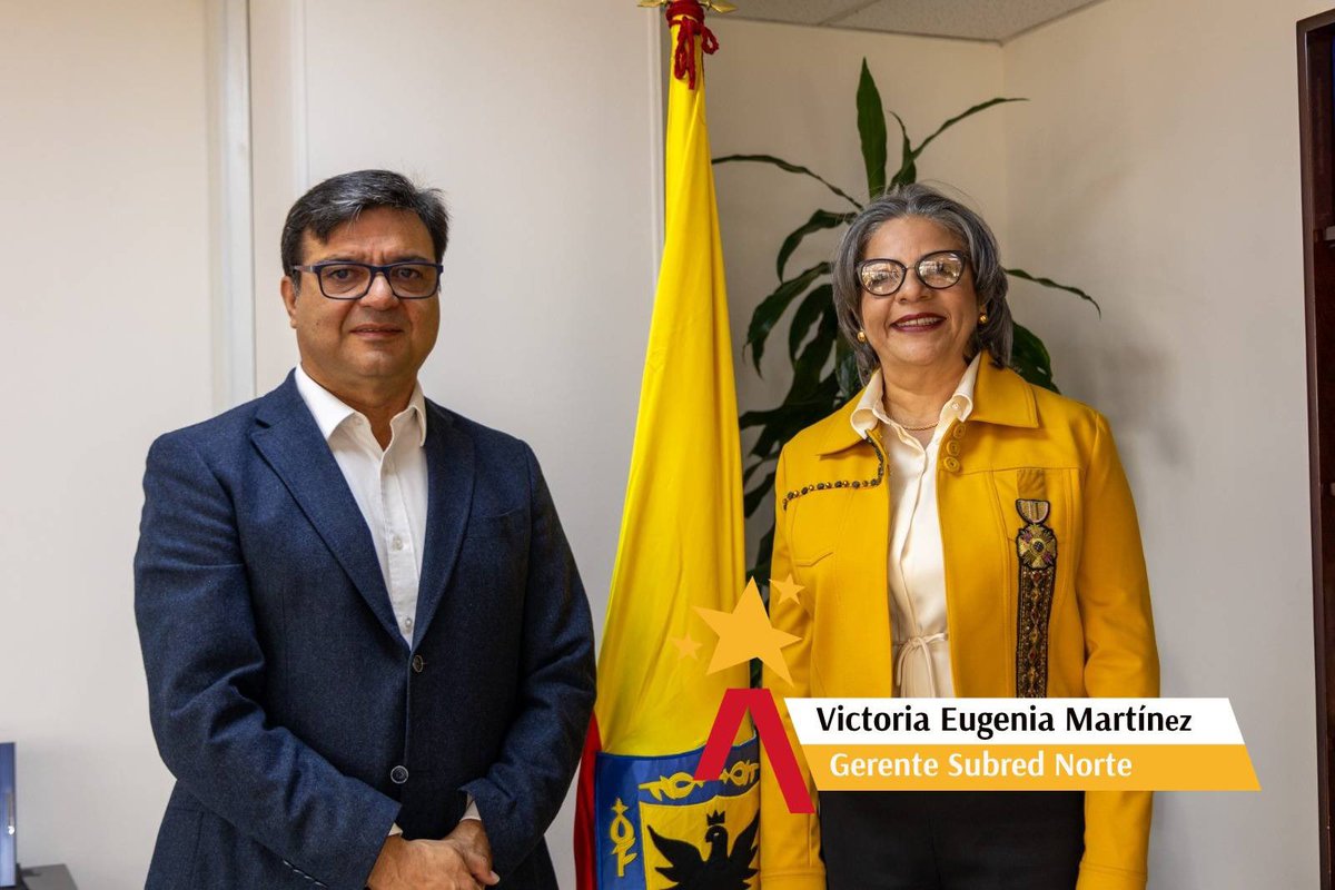 SectorSalud's tweet photo. #SaludComunica | Victoria Eugenia Martínez Puello llega a la gerencia de la @SubRedNorte y Viviana Marcela Clavijo, a la @SubRedSur. Hoy fueron posesionadas por el secretario de @SectorSalud de Bogotá @Gerson_bermont. ¡Bienvenidas!  

👉https://t.co/1WUwLjvIia https://t.co/SNw8cWHMCj