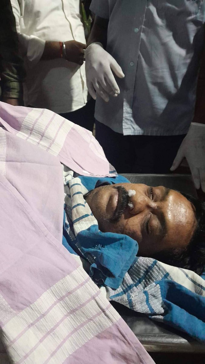 माननीय स्व. रविंद्र राणे जी, राष्ट्रीय समीक्षा प्रभारी, बामसेफ, नई दिल्ली का दुःखद निधन हुआ है। उनके निधन से संगठन और देश के लिए बड़ी हानी है,
क्षत्रीय करनी सेना परिवार की ओर से अश्रुपूर्ण भावभीनी  पुष्पांजलि अर्पण करता हूँ।🙏💐💐 <a href="/WamanCMeshram/">Waman Meshram</a>