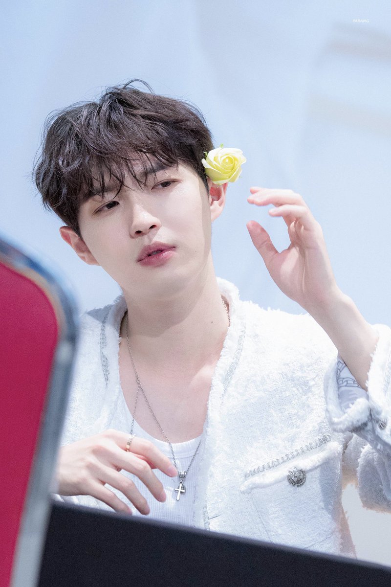 cu𝐓e or han𝐃some ✨

240519 케타포
#KIMJAEHWAN #김재환