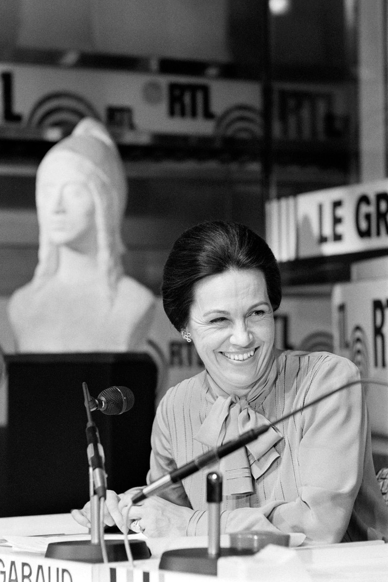 senateurleroy's tweet photo. Marie-France Garaud, grande femme d'État et conseillère influente de Pompidou et Chirac, est décédée à 90 ans. Son autorité et ses convictions ont marqué la politique française. Pensées émues pour sa famille et ses proches 🙏🏼 https://t.co/LUiRvnqJhR