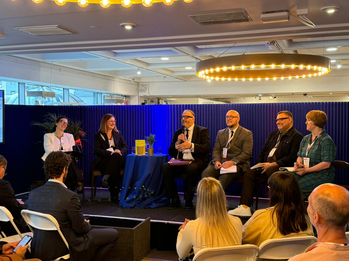 CreativeEstuary tweet media