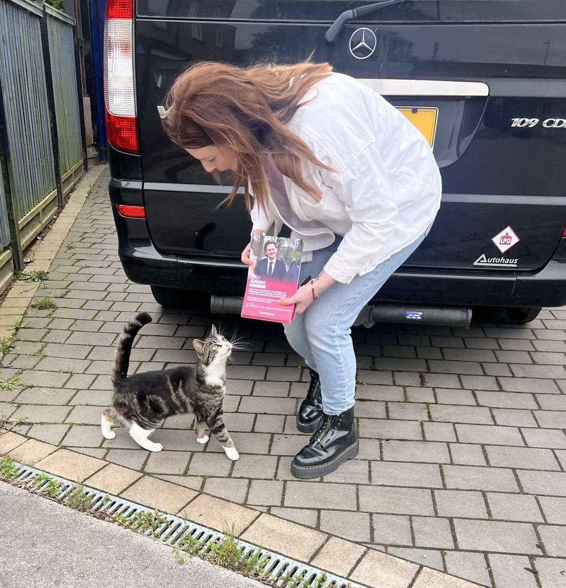 🐈🌹 These little furry friends are voting Labour on July 4th to give Northfield a fresh start! 

⏰We have just 6 weeks to change our country and get @alex4northfield elected. 

Be part of the change and sign up to help turn Northfield RED here: shorturl.at/vAJQX