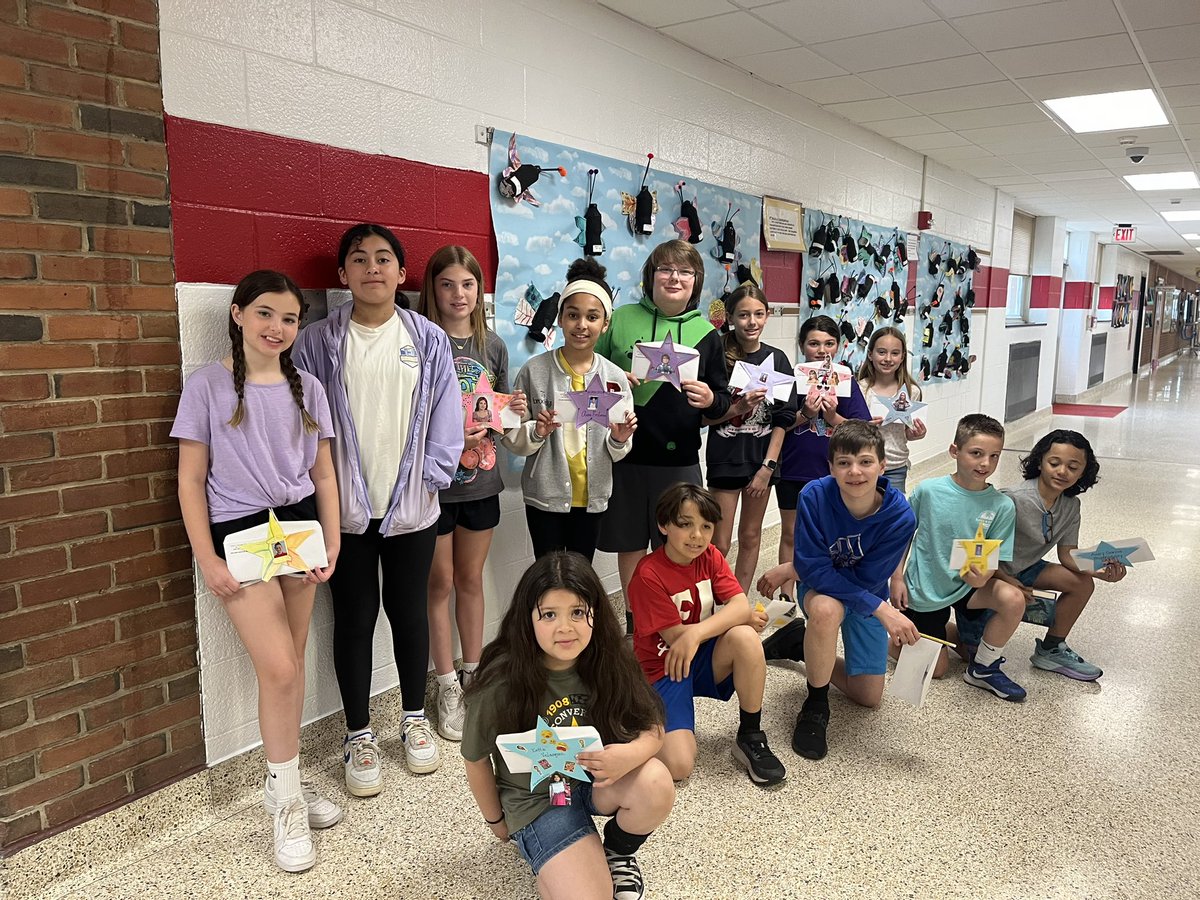 Congratulations to our students who received the “Responsibility” Star for the month!  EIPRIDE Forever <a href="/eischools/">East Islip UFSD</a>