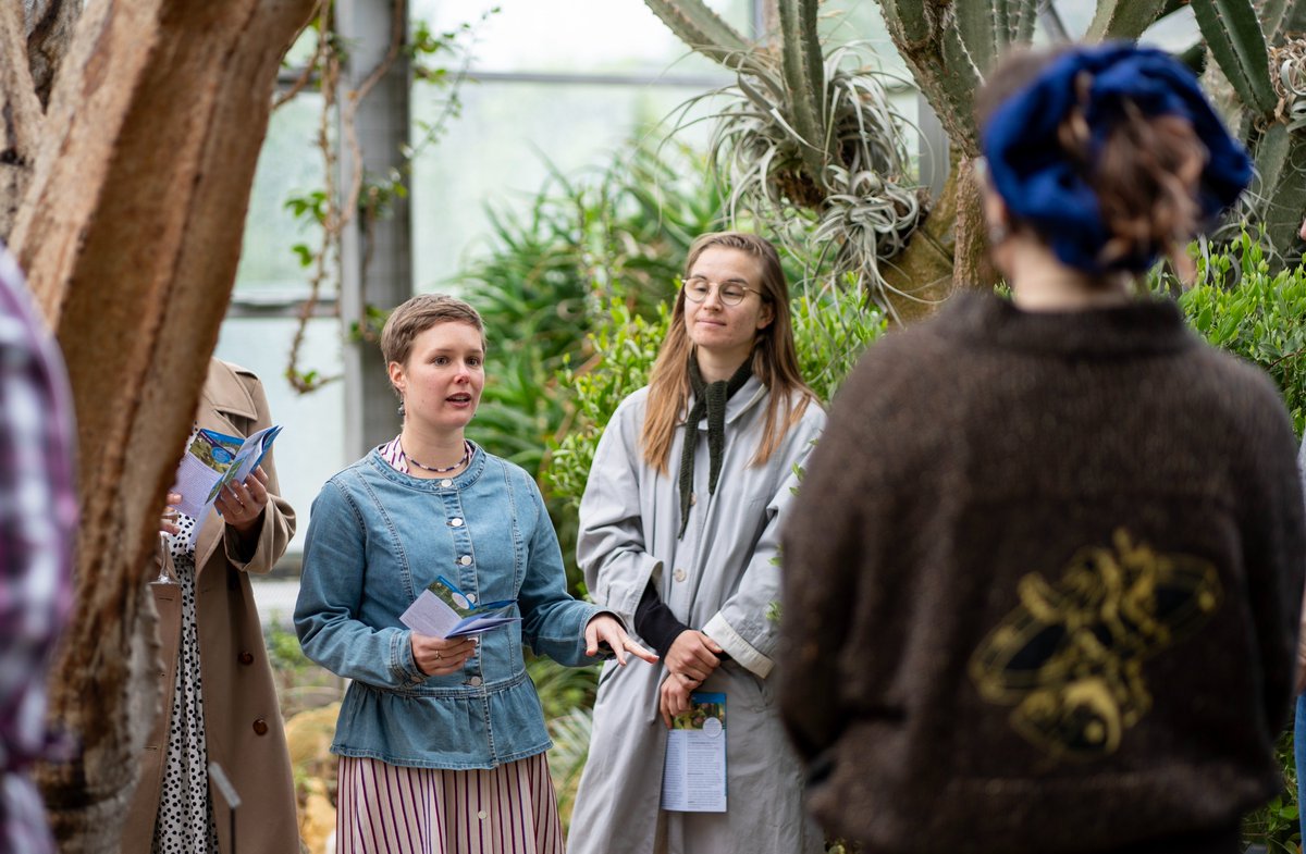 Tess Johnson @drtessjohnson.bsky.social (@drtessjohnson) on Twitter photo After a successful official launch party, we've already had hundreds of visitors to the Plant Power! Stop the Superbugs trail at <a href="/OBGHA/">University of Oxford Botanic Garden and Arboretum</a>. Spring in Oxford and a bit of learning about #AMR to top it off - what could be better? After a successful official launch party, we've already had hundreds of visitors to the Plant Power! Stop the Superbugs trail at <a href="/OBGHA/">University of Oxford Botanic Garden and Arboretum</a>. Spring in Oxford and a bit of learning about #AMR to top it off - what could be better?