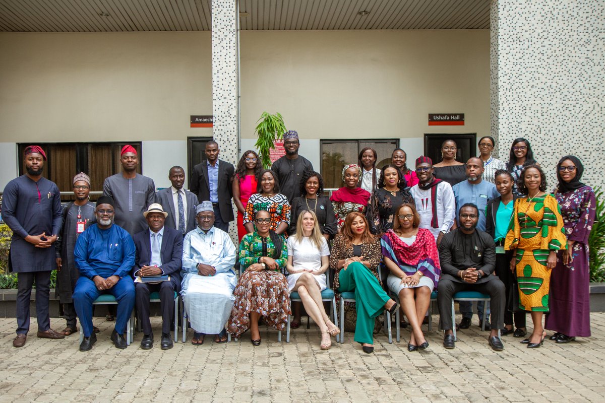 nighealthwatch's tweet photo. Giving her remarks @drdolapofasawe, Mandate Secretary - Health Services and Environment,
@OfficialFCTA shared her enthusiasm for the
@CCan_org initiative, having seen the active engagement of stakeholders, committed to improving the #cancer care journey in #Abuja, guided by collaboration and bold thinking.
 #SavingLivesTogether