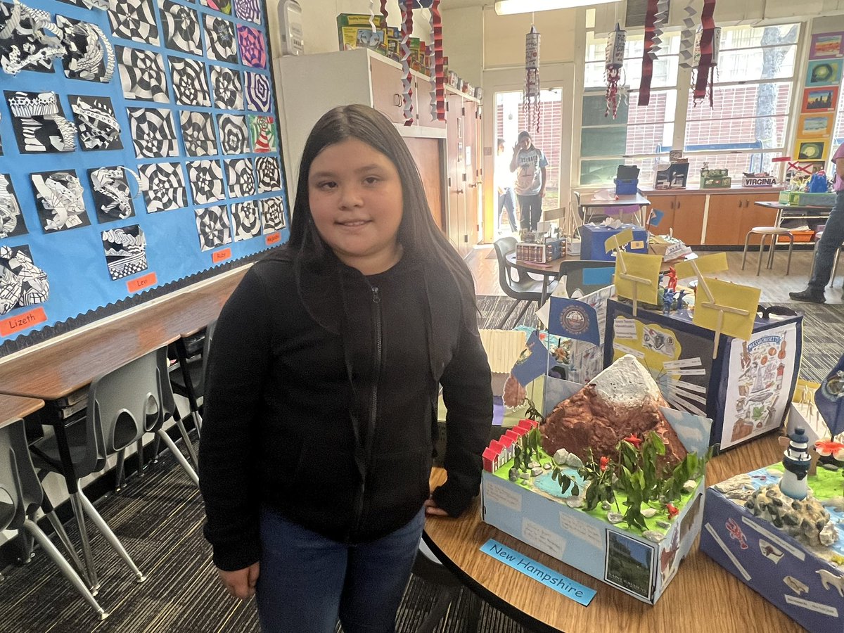 LakeMarieSchool's tweet photo. Lake Marie families thank you for attending Open House. It was a huge success and I was pleased to see so many happy families. As I walked classrooms, I noticed students, family members (and teachers) beaming with pride when showing off student learning at high levels! 😊👍 https://t.co/k5hP35WIcp