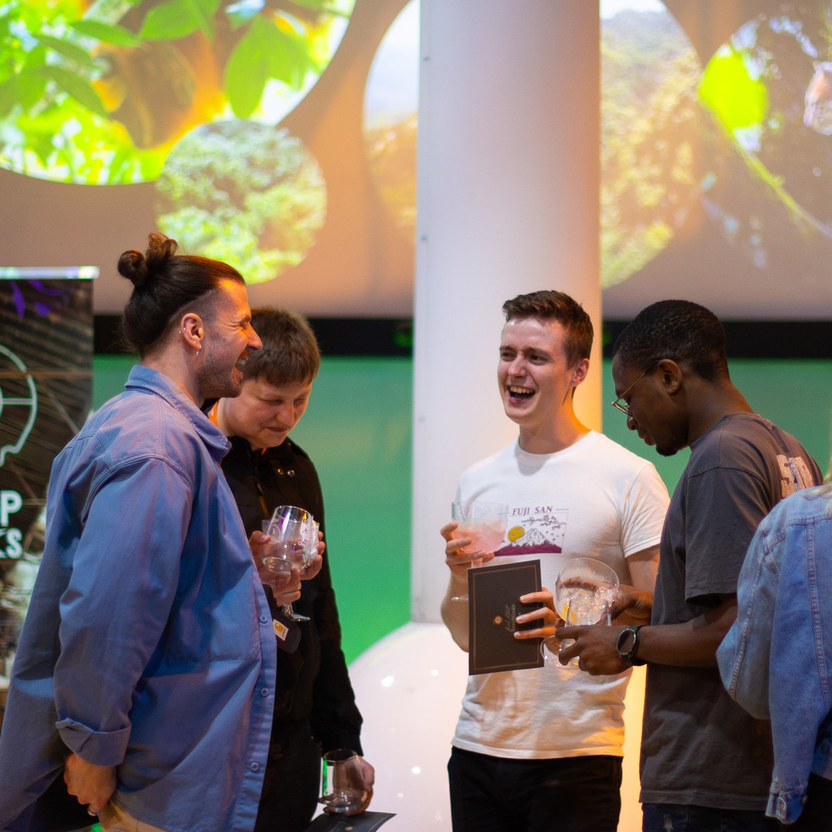 🍻🍸 Thanks to everyone who joined us for #SpaceCrafted on Saturday. 📷 Check out all the photos from a great evening trying craft spirits and beers @spacecentre: flickr.com/photos/nationa…