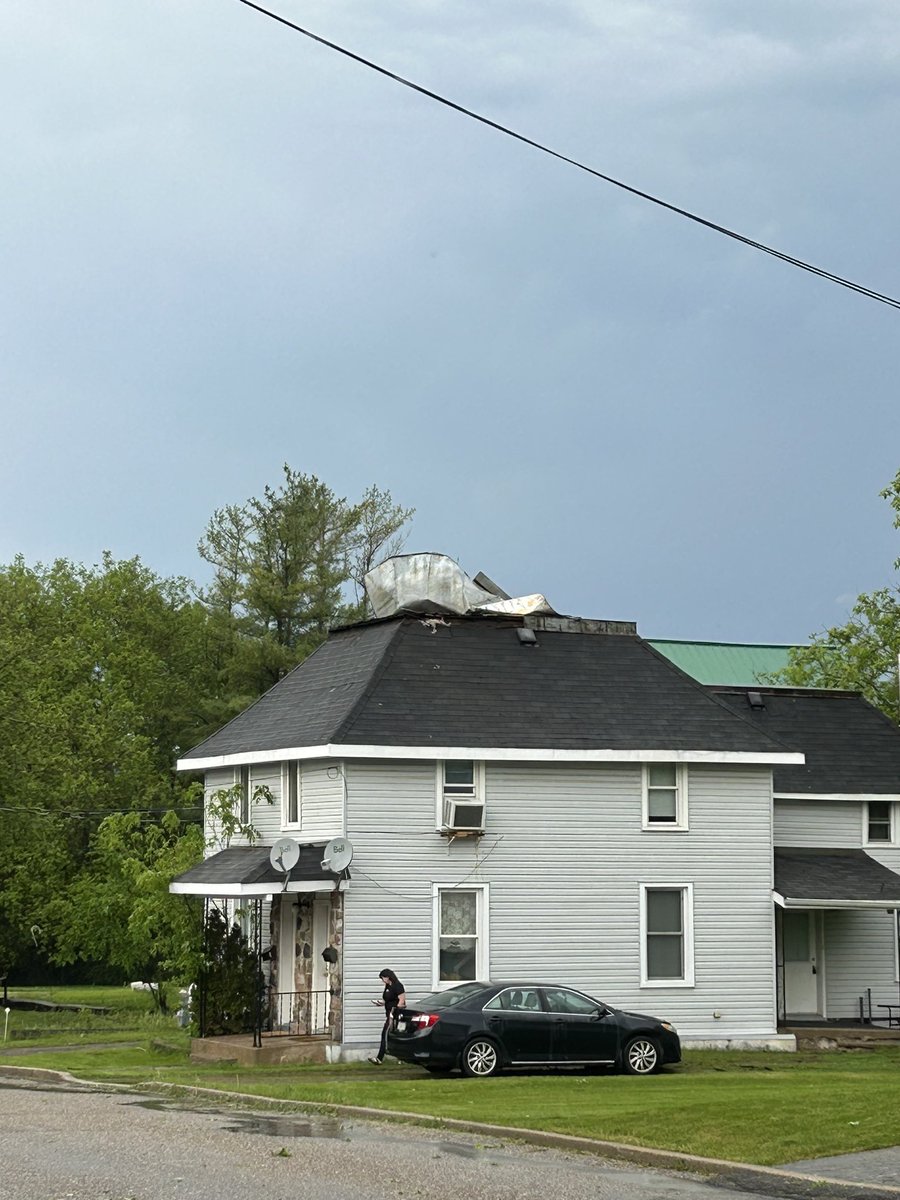 FreqPtbo's tweet photo. Wanna know what we missed out on in Peterborough yesterday?  Emily got this footage from her home town. And this comes a day after the 2 year anniversary of the derecho that moved the area. https://t.co/JLq2AboQp0