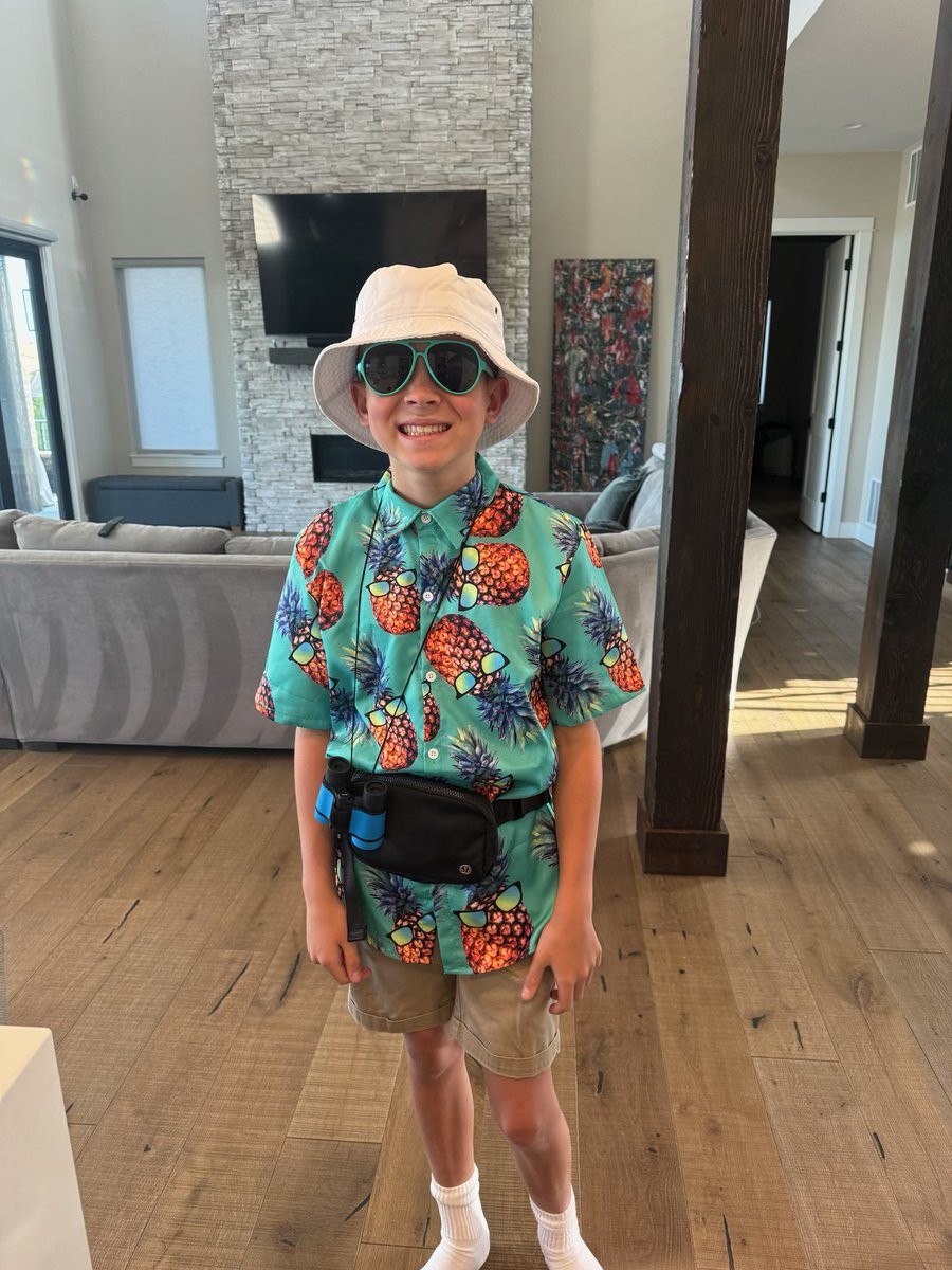 stacym411's tweet photo. Cody’s last day of school is The Amazing Race and he was supposed to dress like a tourist. I’d say he nailed it 😂 Love this kid! https://t.co/mBv8tkOoGh