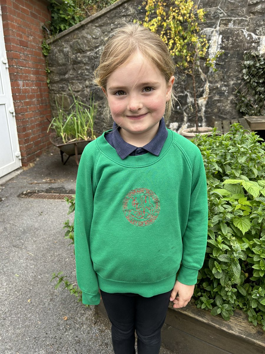 Pob lwc enfawr i ti yn Eisteddfod yr Urdd Meifod. Ti’n seren 🌟