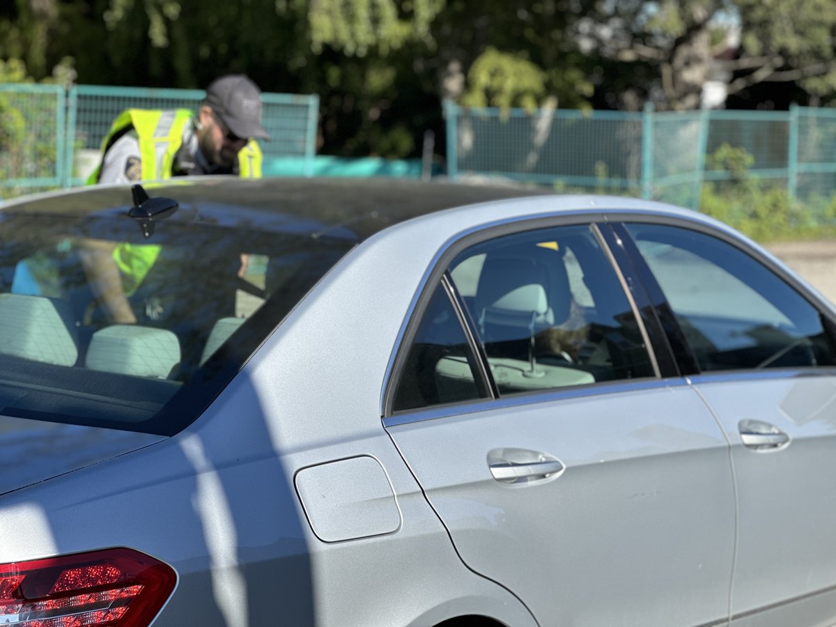 📵 92 drivers were caught distracted behind the wheel last month. Keep your eyes on the road, not your phone. It could save a life. #RichmondBC ow.ly/LUW150RKAzH