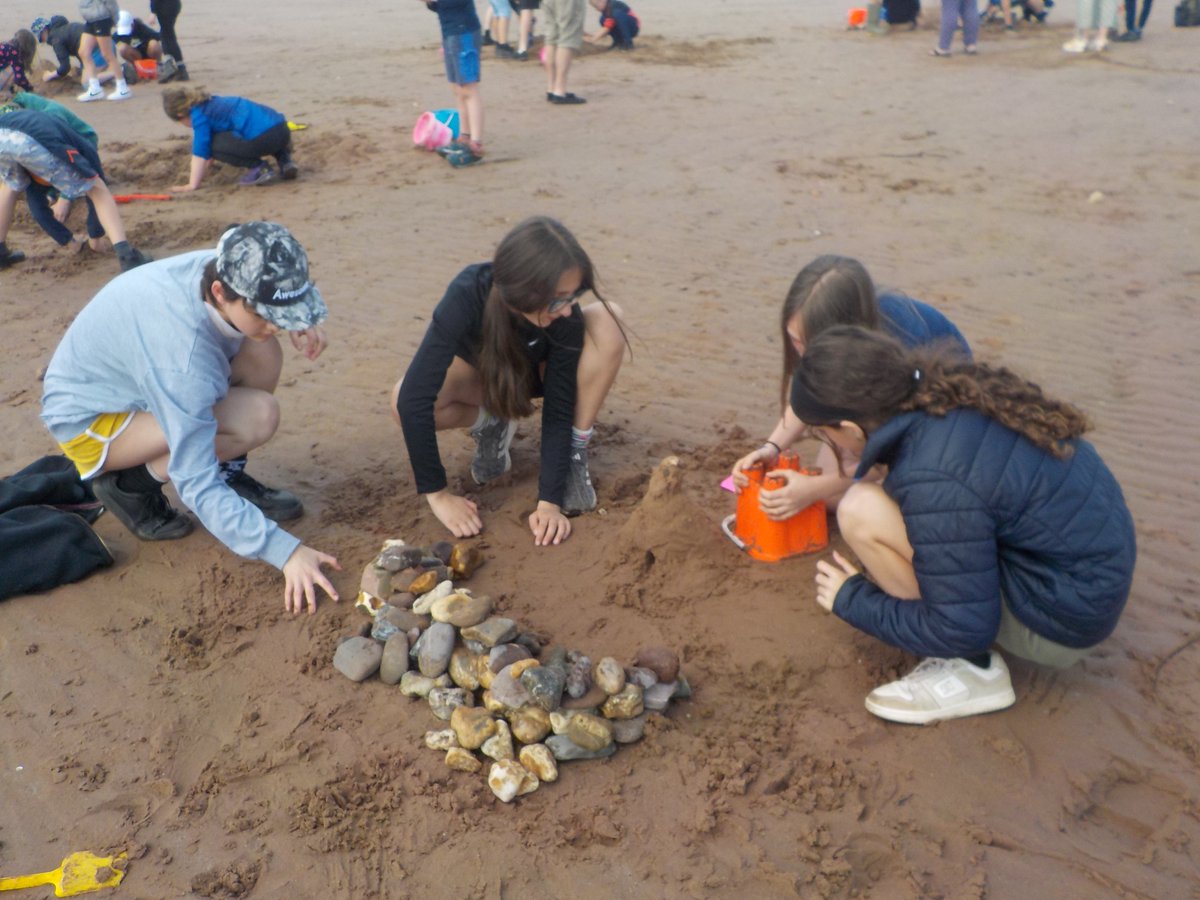 KennCofE tweet media