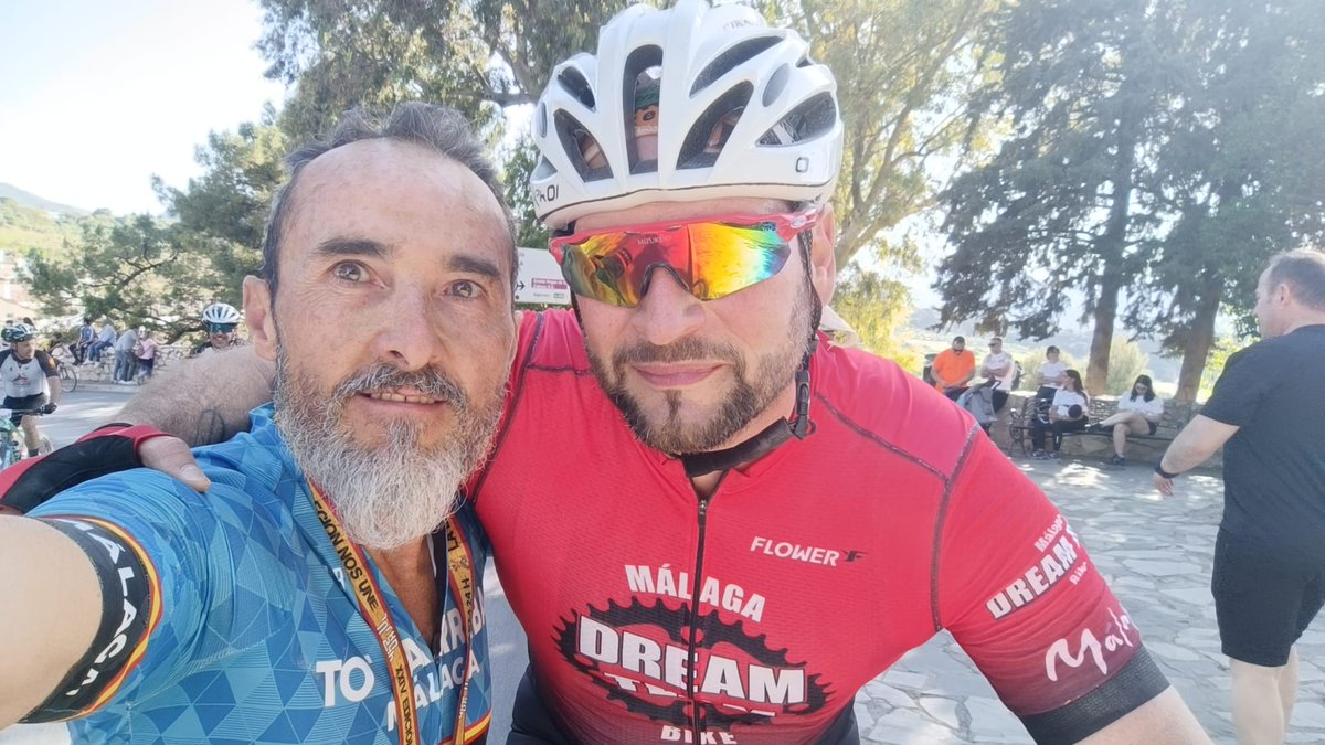 dreamteambike's tweet photo. La sexta vez de Pedro y de Litba...creo que lleva una decena. https://t.co/6AIiHyomvr